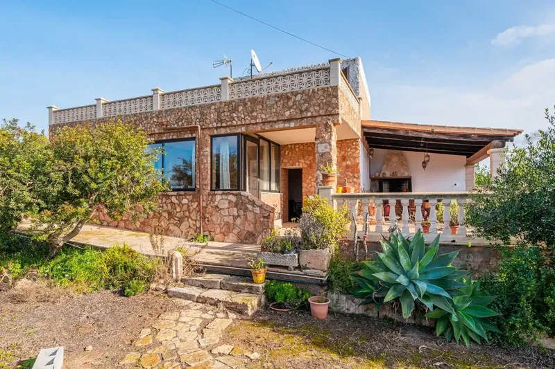 Fantastic finca in Colonia de Sant Jordi, a magnificent property with great potential, located just meters from the charming town — photo 8