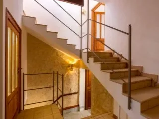 Completely renovated townhouse with many possibilities in Llucmajor! Semi-detached 6 bedrooms, Triplex — photo 8