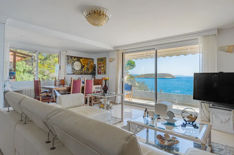 House with private access to the sea in Cala Vinyes — photo 11