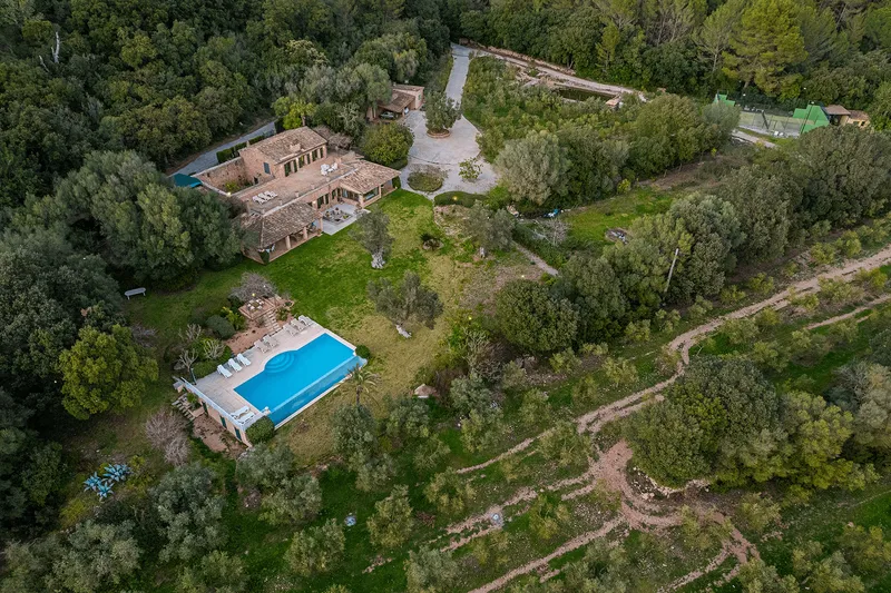 Vacation rental of a country house in Esporlas — photo 4