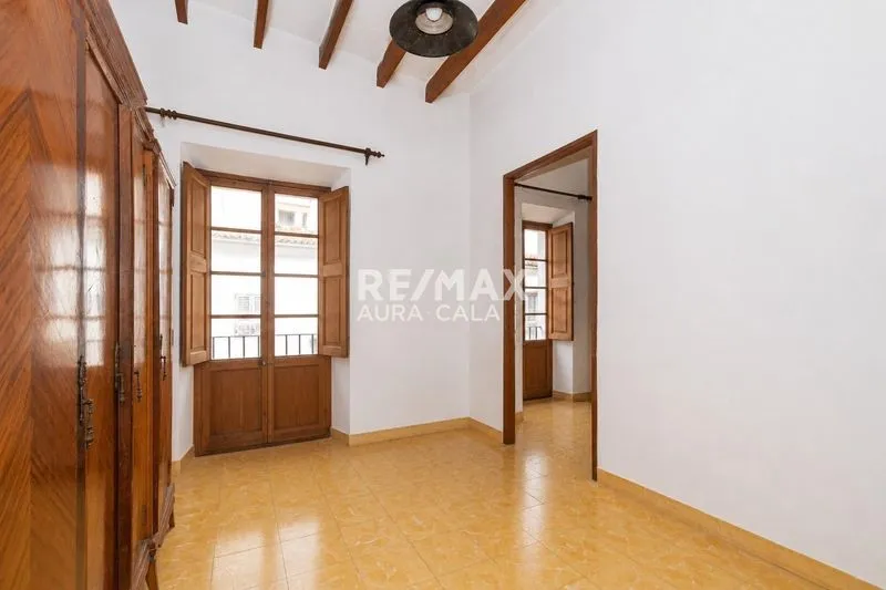 House for sale in Felanitx — photo 1