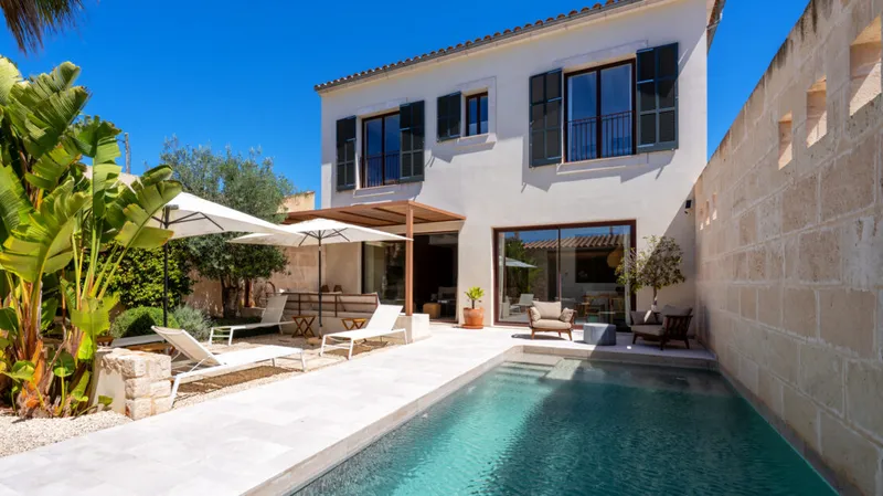 Villa Cabrera – Townhouse in Ses Salines with pool and rooftop terrace in the village center — photo 1