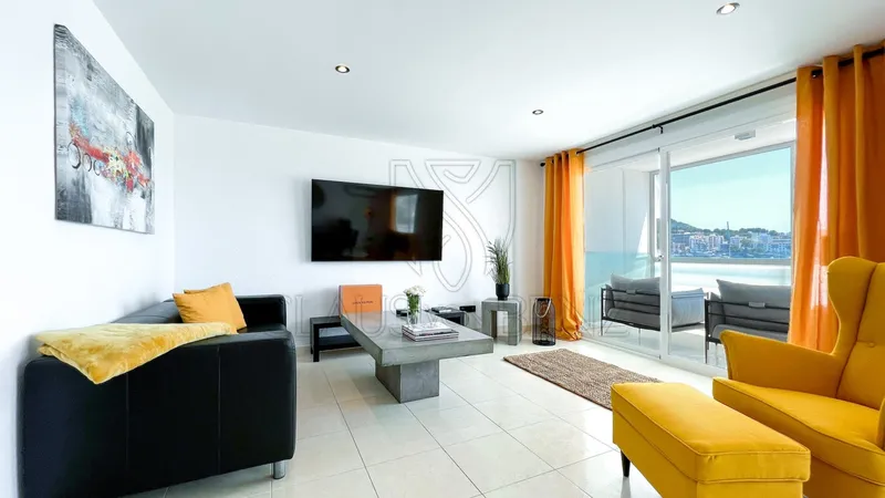 Exclusive in Santa Ponsa: Bright sea-view apartment directly at the bathing bay — photo 8