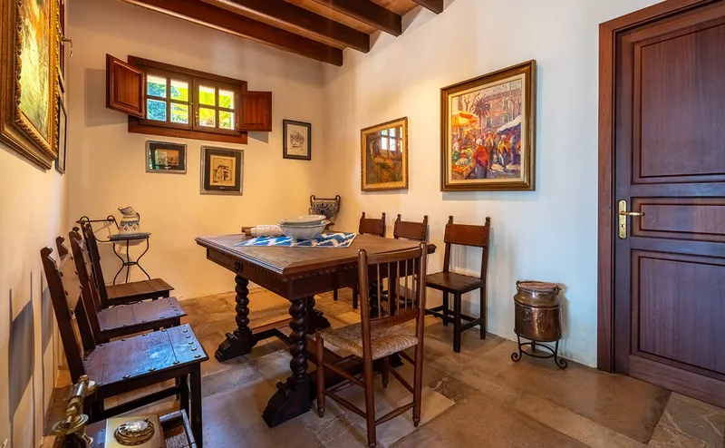 Spectacular finca with pool and guest houses in Sóller — photo 11