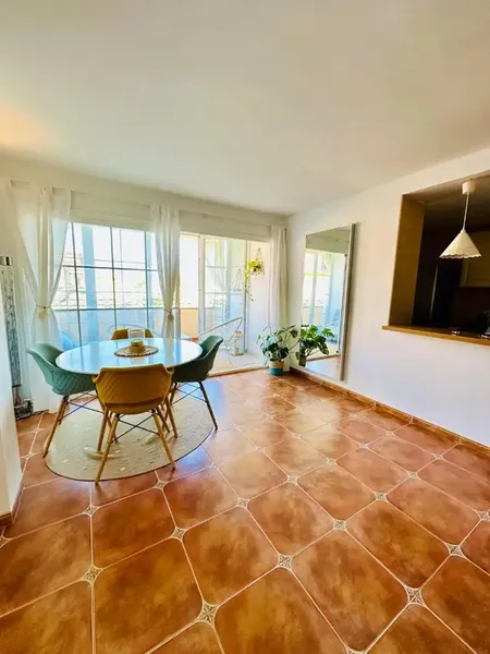 Penthouse for rent in residential area with communal pool and gardens in Puigderrós, Llucmajor, 20 minutes from Palma and 10 from the airport — photo 9