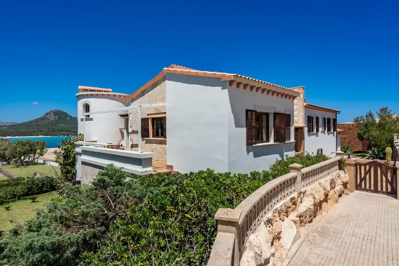Welcome to visit the unique beachfront villa! — photo 6