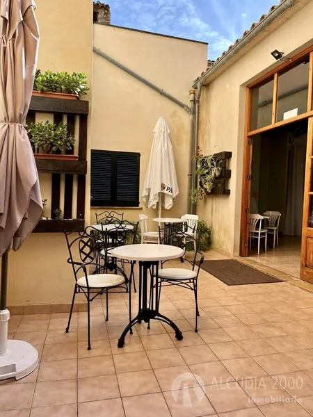 Business premise — photo 4
