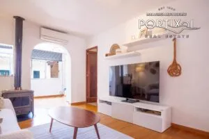 Charming and bright apartment with a covered terrace — photo 11