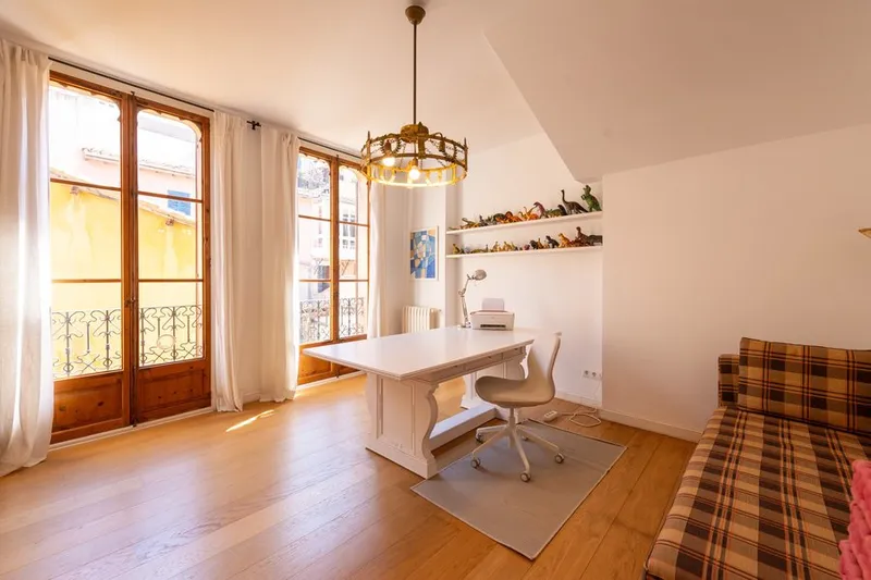 Beautiful modernist flat in Palma old town — photo 12