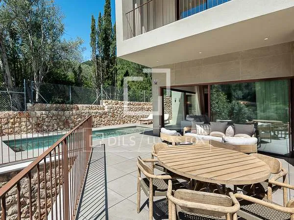 House / villa of 427m² with 60m² of garden for sale in Pollença — photo 7
