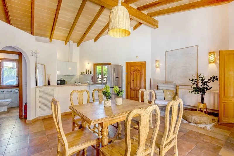 Mediterranean villa with sea views near Mondragó Nature Park — photo 5