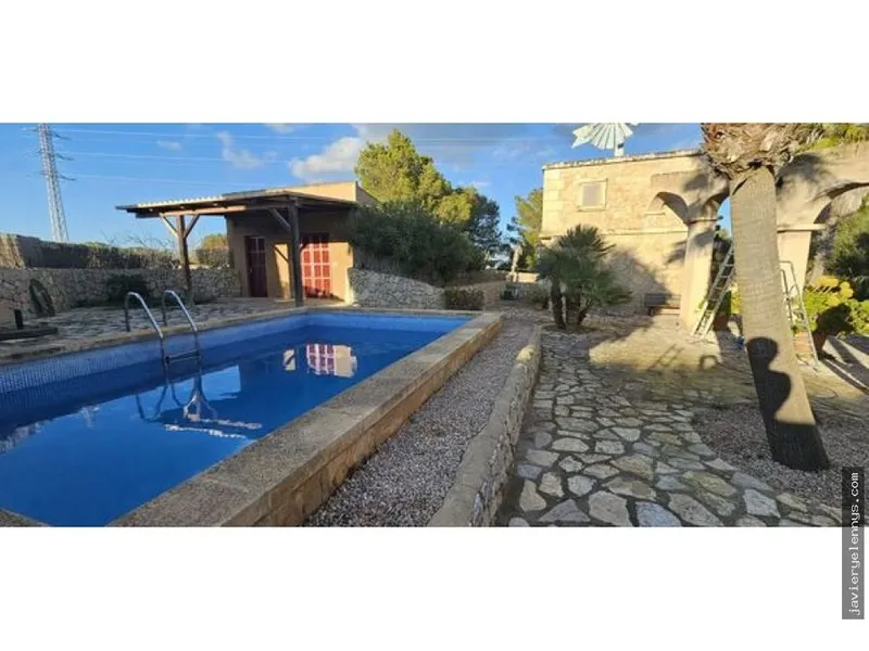 Rural house rental in Poligono Poligon 24 — photo 1
