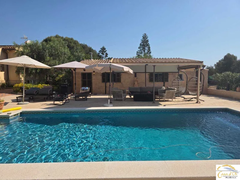 Mallorcan finca with pool, guesthouse and Mediterranean garden in S’Illot — photo 10