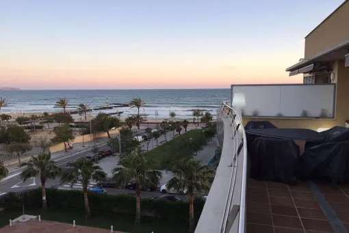 Molinar, high-quality penthouse apartment with sea views and communal pool close to the beach in Molinar — photo 1