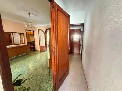 Flat - Palma de Mallorca (Pere Garau), Built Surface 132m², Plot Surface 251m², 4 Bedrooms, 1 Bathroom — photo 2
