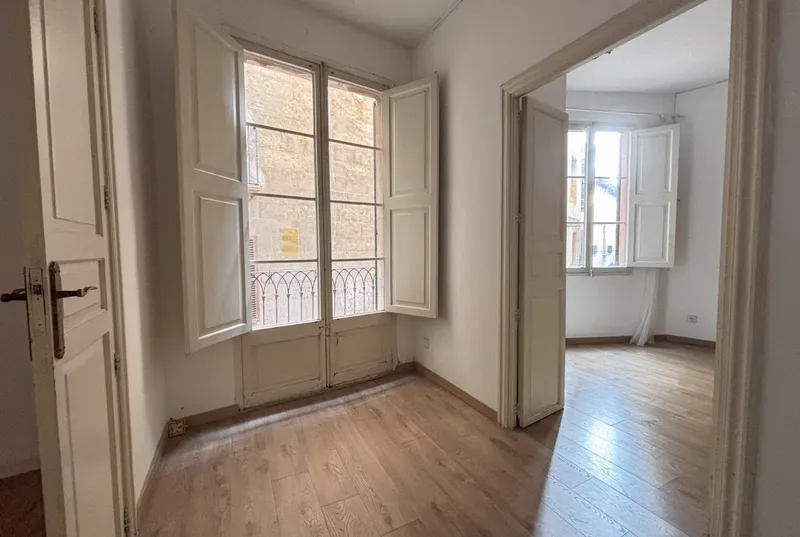 Character apartment in the heart of the Old Town of Palma — photo 10