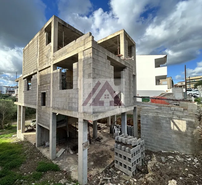 Urban building plot for sale in Portocolom — photo 1