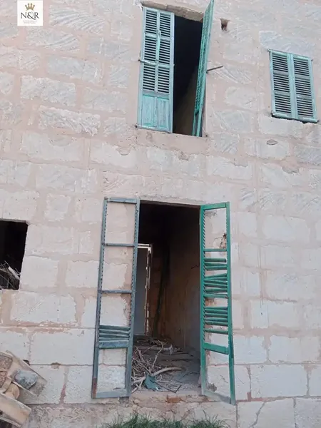 Charming house to renovate in Lloseta, with an unbeatable location near the train station and all basic services. — photo 9