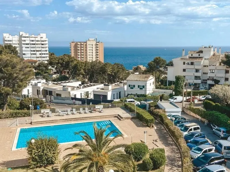 Live facing the sea: with design, with calm, in Sant Agustí — photo 2