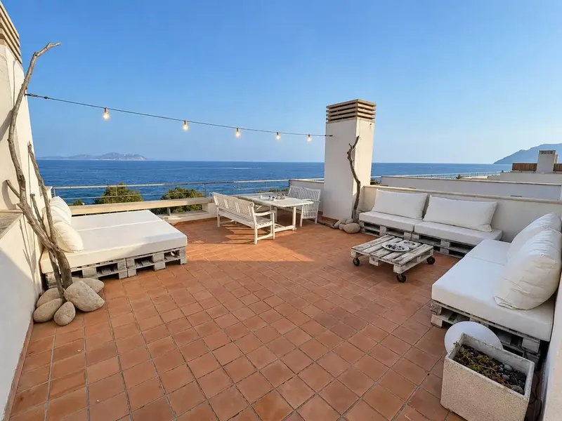 Beachfront apartment with two terraces and parking in Colònia de Sant Pere (Artà, Mallorca) — photo 3