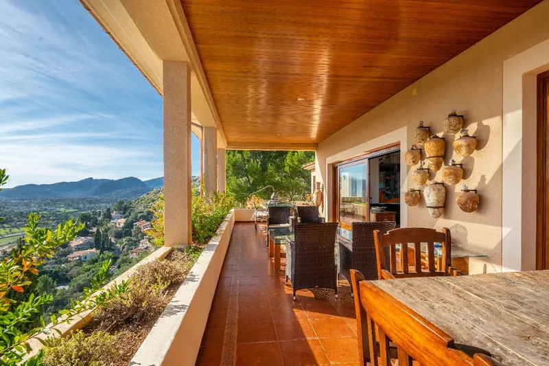 Exclusive villa set in an elevated position with panoramic views over the bay of Puerto de Pollensa — photo 11