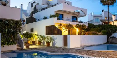 Exclusive renovated penthouse with private solarium and spectacular views of Puerto de Andratx — photo 8