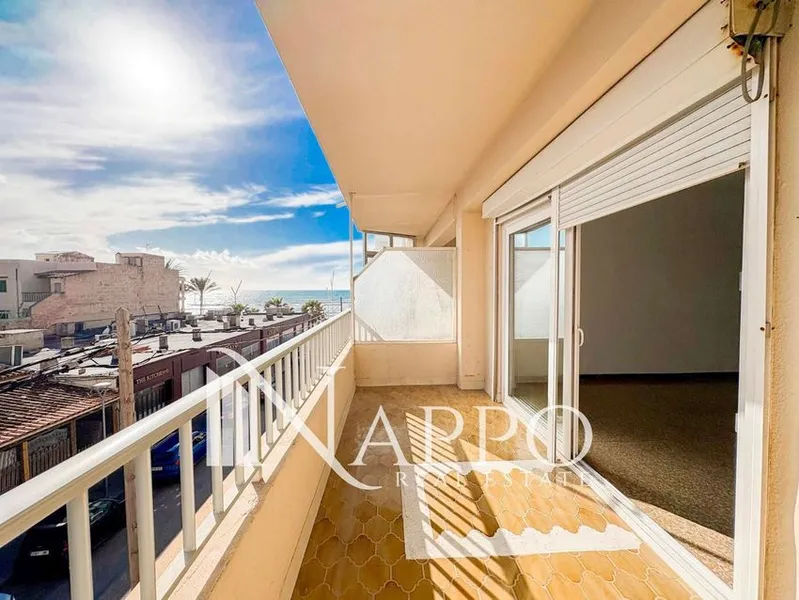Flat / apartment for sale in Calle de Joaquim Verdaguer — photo 1