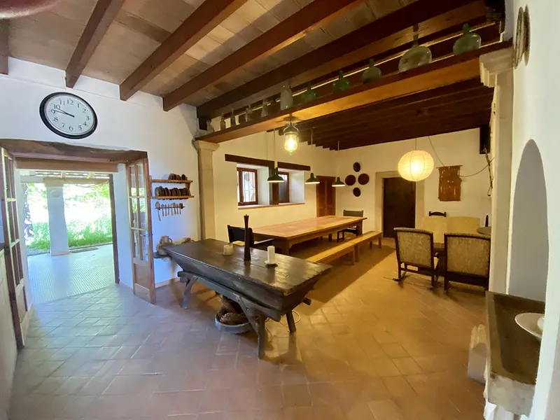 Impressive rustic finca with large plot — photo 12