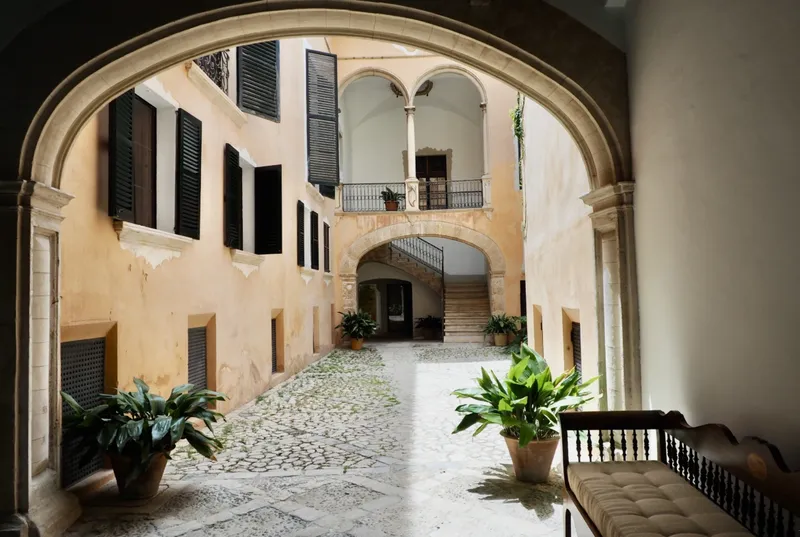 Noble floor in the heart of Palma — photo 1