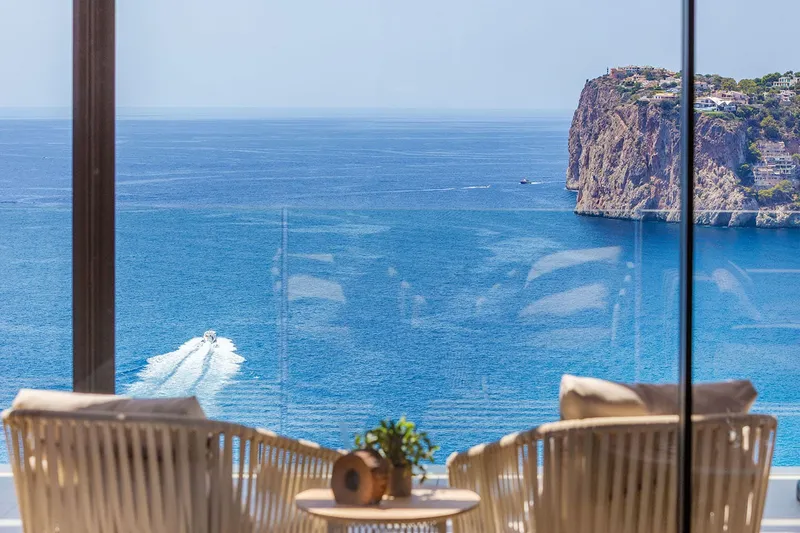 Cala Llamp: Designer Villa of the Extra Class "Skyfall" — photo 4