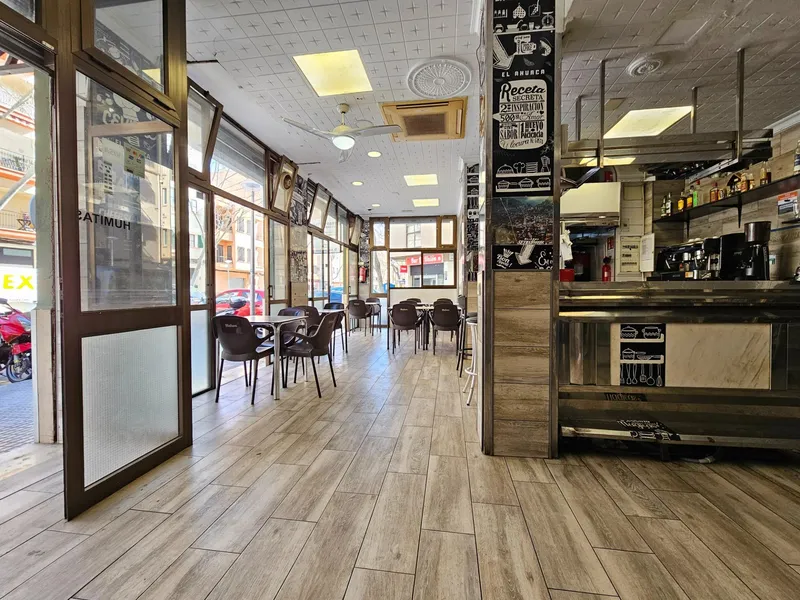 Commercial premises in Palma with bar license — photo 7