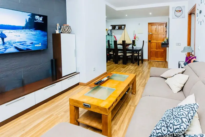 Discover this wonderful ground floor located in the quiet area of Son Ferrer (Calvià). With a built area of 83 m2 and fully — photo 4