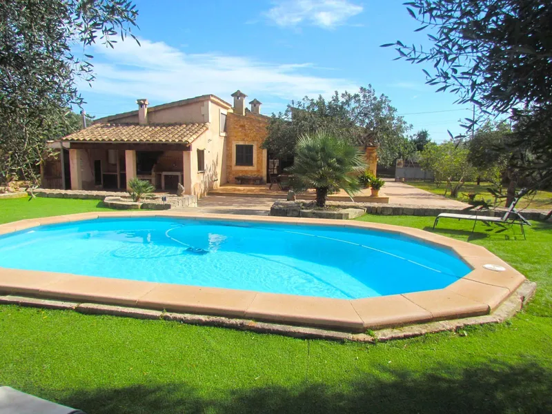Rustic property - Santa Eugènia (Ses olleries) — photo 1