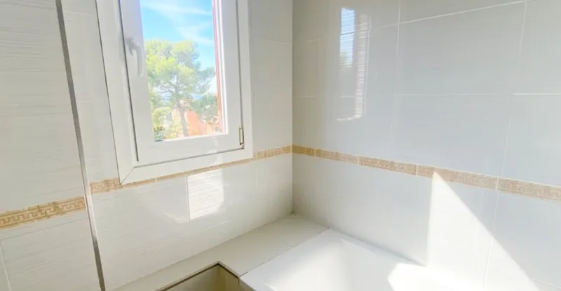 Portals Nous - 3 Bedroom Apartment With Partial Sea Views — photo 7