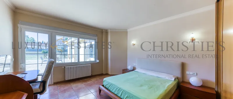 Mediterranean villa in Santa Ponsa on a centrally located double plot with lots of potential — photo 7