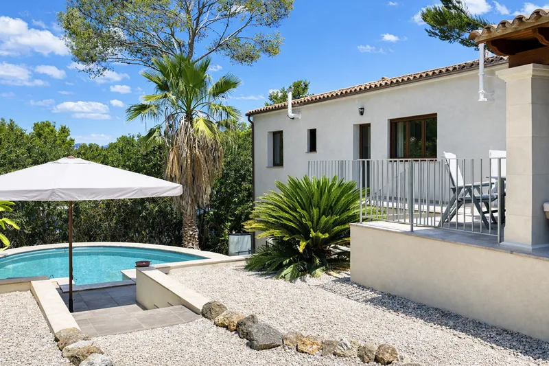 Magnificent villa with guest apartment in a privileged location in Nova Santa Ponsa Mas — photo 2