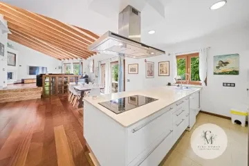 Impressive Luxury Villa with ETV License: An Exclusive Retreat in Crestatx — photo 8
