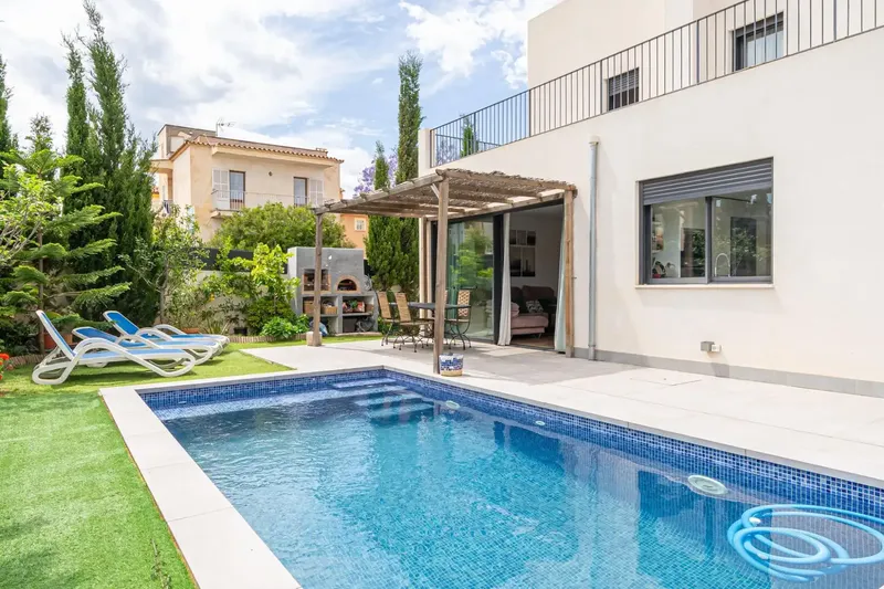 Independent chalet from 2019, bright with pool, garden, parking in Son Ferrer, Calvià — photo 3