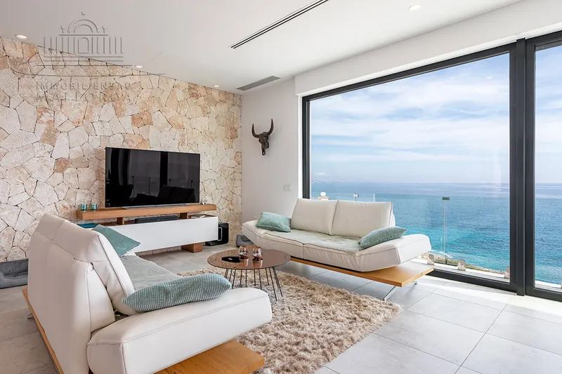 Modern Villa in Cala Murada - First Sea Line — photo 5