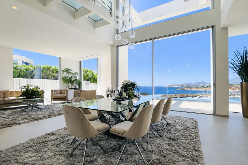 New villa with unique views of Port Adriano — photo 4