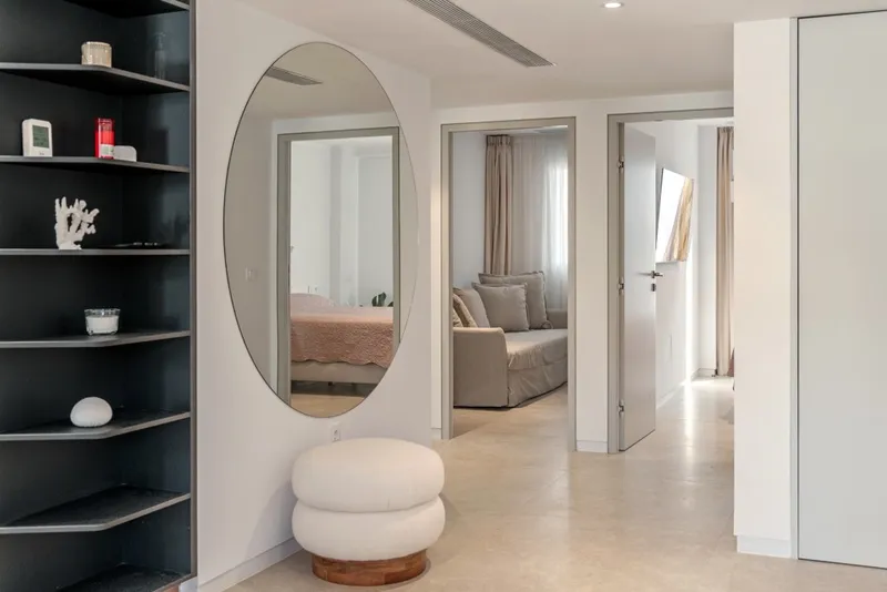 Paguera top quality apartment for sale with private terrace and sunny terraces — photo 4