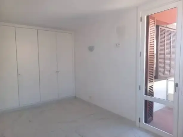 Spectacular brand new 140 m² apartment next to the Town Hall! 5 bedrooms and possibility to divide into 2 independent homes — photo 4