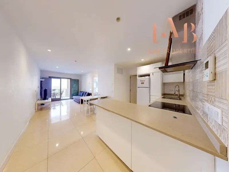 New-build commercial premises for sale, completed in 2022, fully fitted out and with the possibility of a change of use to residential, subject to the corresponding — photo 6
