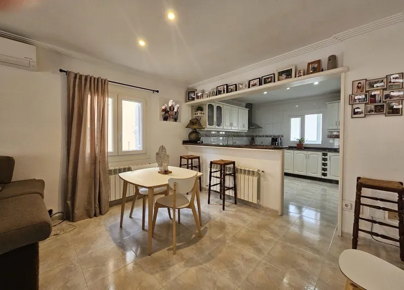 Elegant Mediterranean-style home of 201 m² with ... — photo 5