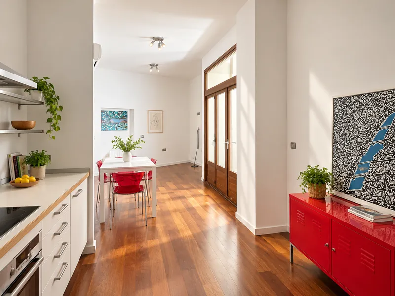 Apartment with private patio, one bedroom, New Courthouse area, Palma Old Town — photo 4