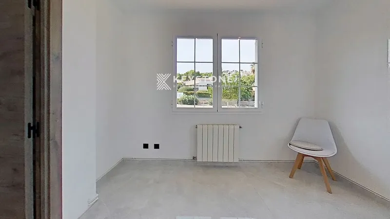 House — photo 6