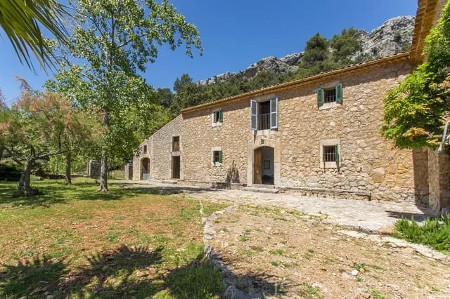 Villa for sale in Escorca, Mallorca — photo 2