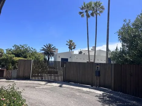 Newly built villa with sea access — photo 3