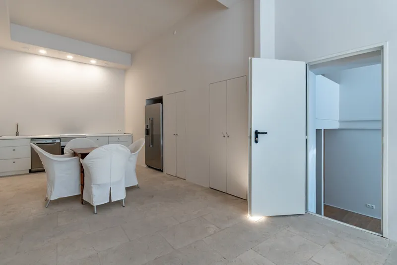 Stylish Two-Bedroom Loft in a Beautifully Refurbished Building in the Calatrava District of Palma's Old Town — photo 6