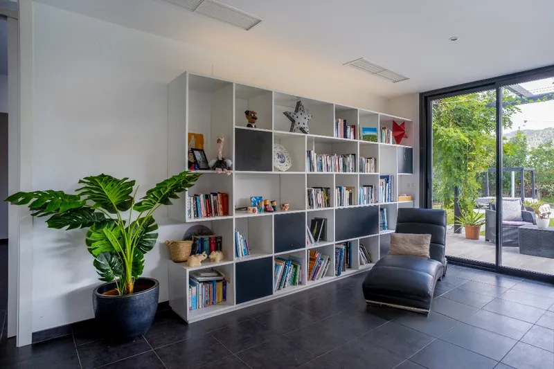 Elegant Modern Villa with Pool and Privacy in Crestatx, Near Pollença — photo 11